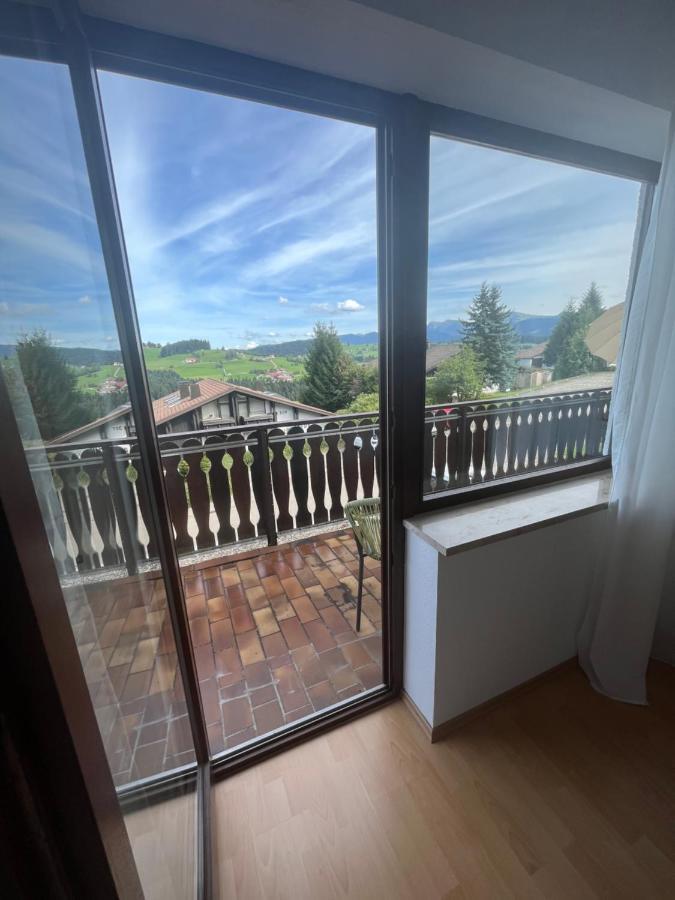 Helle Wohnung Mit Grossem Balkon Оберройте Екстер'єр фото